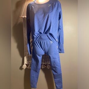 Women’s BN never worn gymshark purple leggings and top Size medium for both!